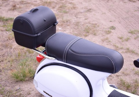ORYGINALNA VESPA PX150, MIĘKKIE KOŁA, MIĘKKIE SIEDZENIE, KUFEREK/PX150 ORYGINALNA VESPA PX150, MIĘKKIE KOŁA, MIĘKKIE SIEDZENIE, KUFEREK/PX150