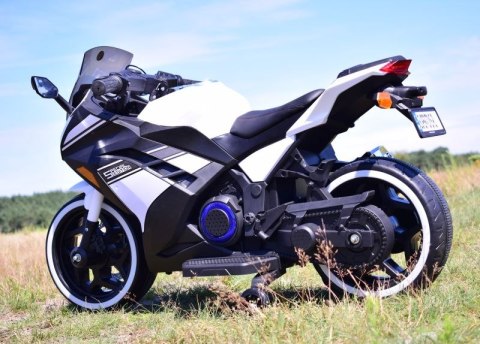 MEGA MOTOR ŚCIGACZ STRONG 2 EXCLUSIVE, ŚWIECĄCE KOŁA, GAZ W MANETCE, HAMULEC/DLS07 MEGA MOTOR ŚCIGACZ STRONG 2 EXCLUSIVE, ŚWIECĄCE KOŁA, GAZ W MANETCE, HAMULEC/DLS07