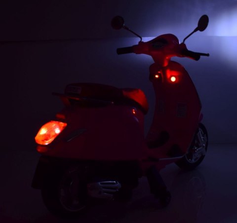 ORYGINALNA VESPA PRIMAVERA PEŁNA WERSJA/ CT-728 ORYGINALNA VESPA PRIMAVERA PEŁNA WERSJA/ CT-728