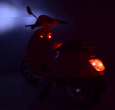 ORYGINALNA VESPA PRIMAVERA PEŁNA WERSJA/ CT-728 ORYGINALNA VESPA PRIMAVERA PEŁNA WERSJA/ CT-728