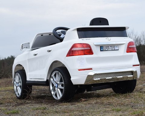 MERCEDES ML350 AMG TRZY SILNIKI, FUNKCJA BUJANIA,MIĘKKIE KOŁA, MIĘKKIE SIEDZENIE, MOCNY/ML350 MERCEDES ML350 AMG TRZY SILNIKI, FUNKCJA BUJANIA,MIĘKKIE KOŁA, MIĘKKIE SIEDZENIE, MOCNY/ML350