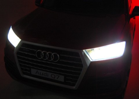 ORYGINALNE AUDI Q7 W NAJLEPSZEJ WERSJI, LAKIER/ 2188 ORYGINALNE AUDI Q7 W NAJLEPSZEJ WERSJI, LAKIER/ 2188