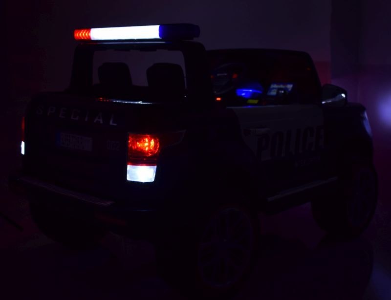 JEEP POLICJA 4X4, 2x12V Z AMORTYZATORAMI, PILOT, REDUKTOR/ XMX-601 JEEP POLICJA 4X4, 2x12V Z AMORTYZATORAMI, PILOT, REDUKTOR/ XMX-601
