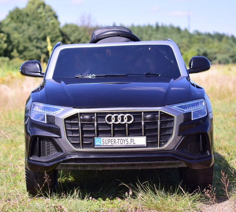 ORYGINALNE AUDI Q8 W NAJLEPSZEJ OPCJI, MIĘKKIE KOŁA, MIĘKKIE SIEDZENIE/JJ2066 ORYGINALNE AUDI Q8 W NAJLEPSZEJ OPCJI, MIĘKKIE KOŁA, MIĘKKIE SIEDZENIE/JJ2066