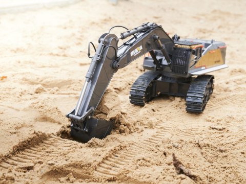 Koparka zdalnie sterowana na pilota RC H-Toys 1592 1:14 2,4GHz Koparka zdalnie sterowana na pilota RC H-Toys 1592 1:14 2,4GHz