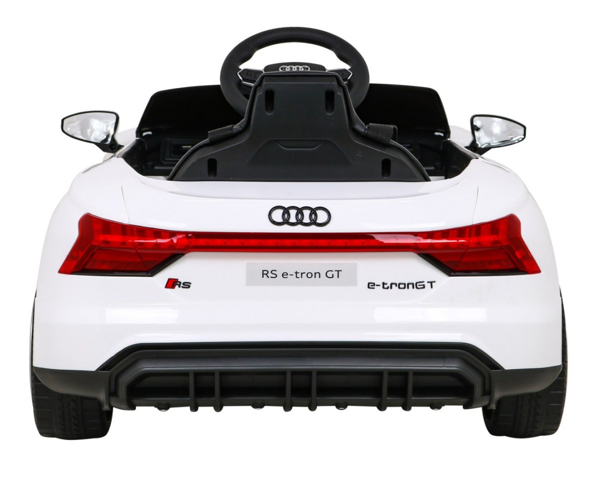 SAMOCHÓD NA AKUMULATOR AUDI RS E-TRON GT BIAŁY SAMOCHÓD NA AKUMULATOR AUDI RS E-TRON GT BIAŁY