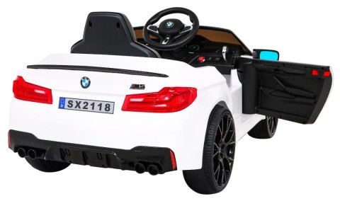 AUTO NA AKUMULATOR BMW M5 DRIFT WOLNY START PILOT EVA LED AUTO NA AKUMULATOR BMW M5 DRIFT WOLNY START PILOT EVA LED