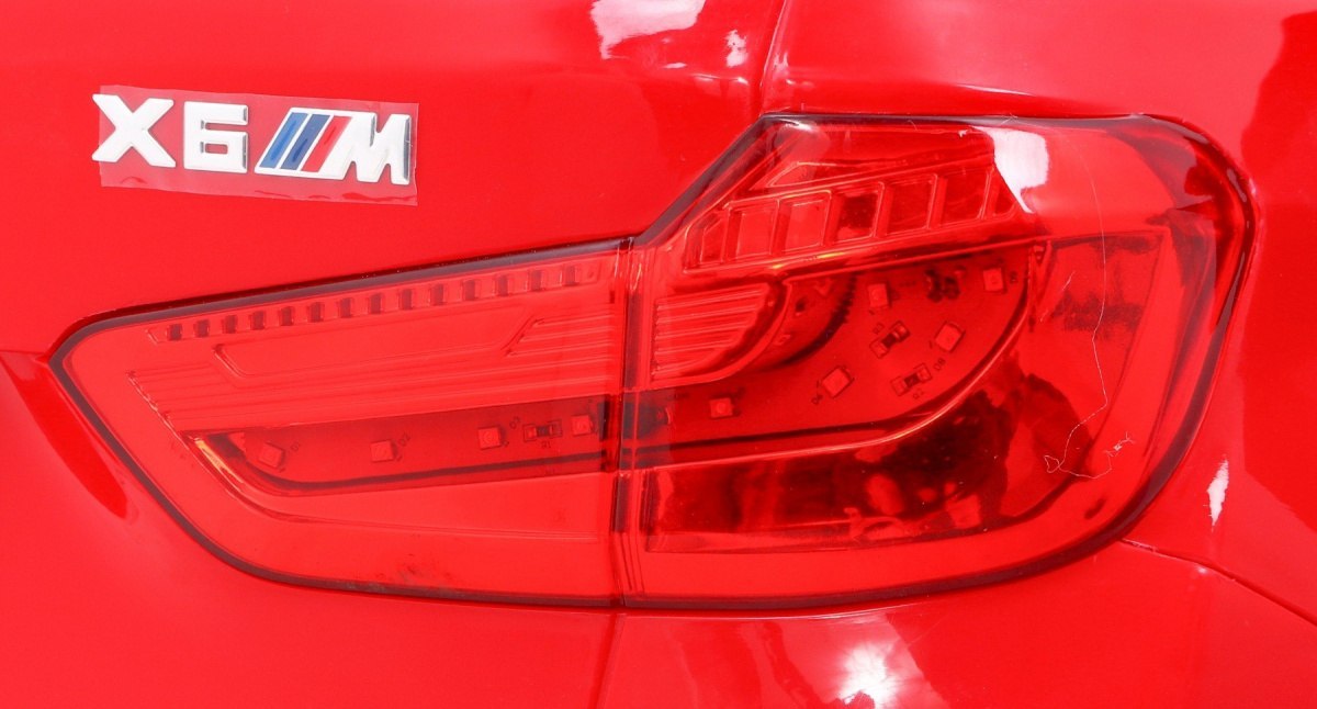 Auto na akumulator BMW X6M 2x45W Wolny Start EVA Pilot MP3 Skóra Auto na akumulator BMW X6M 2x45W Wolny Start EVA Pilot MP3 Skóra