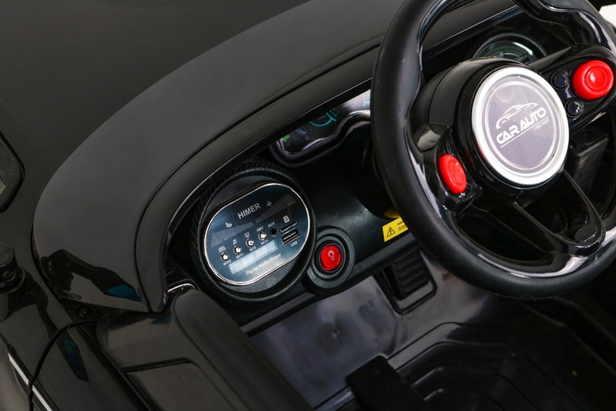 Auto na akumulator Super-S 4x4 EVA Pilot Wolny Start LED MP3
