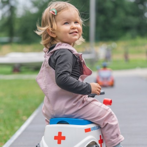 JEŹDZIK PCHACZ FALK SAMOCHÓD AMBULANS DLA DZIECKA 1-3 LAT KLAKSON SCHOWEK