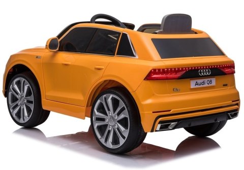 AUTO NA AKUMULATOR DLA DZIECKA AUDI Q8 JJ2066 LED KOŁA EVA PILOT SKÓRA MP3