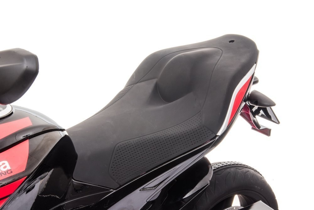 Motor Na Akumulator Aprilia Tuono V4 Czerwony Motor Na Akumulator Aprilia Tuono V4 Czerwony