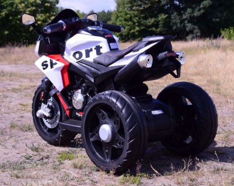 MEGA MOTOR 3 KOŁOWY SPORT, DWA SILNIKI , MIĘKKIE KOŁA, MIĘKKIE SIEDZENIE, GAZ W MANETCE/FB6886 MEGA MOTOR 3 KOŁOWY SPORT, DWA SILNIKI , MIĘKKIE KOŁA, MIĘKKIE SIEDZENIE, GAZ W MANETCE/FB6886