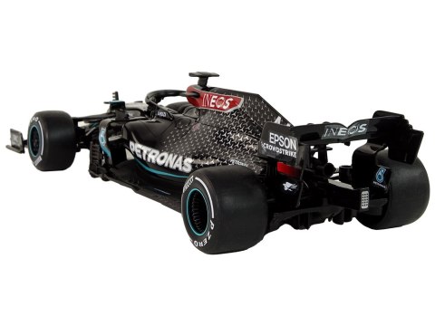 WYŚCIGÓWKA ZDALNIE STEROWANA FORMUŁA F1 MERCEDES-AMG AUTO RC 1:18 PILOT RASTAR